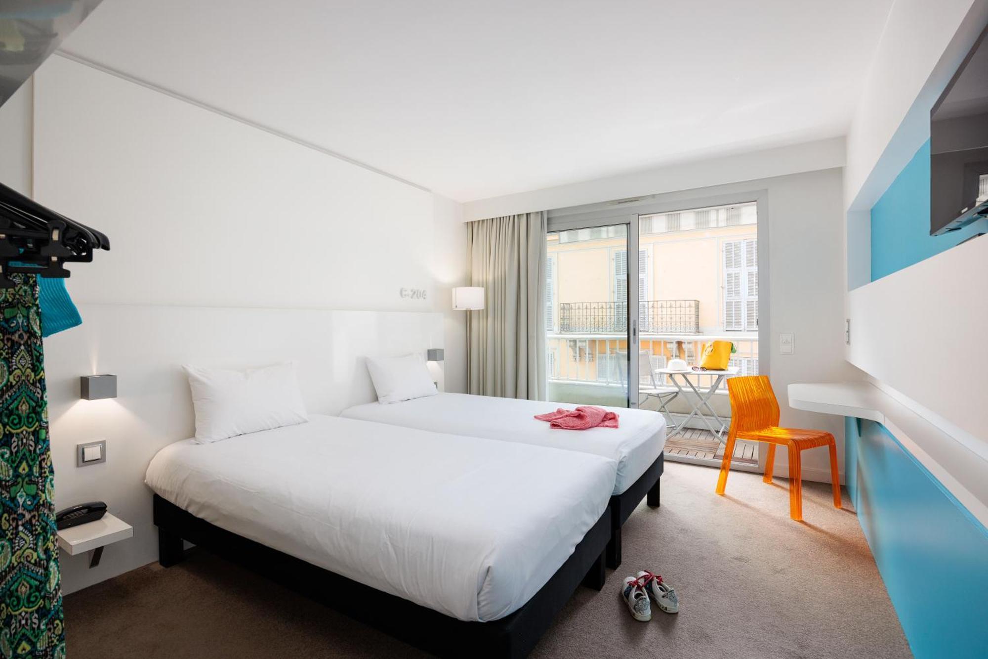 Ibis Styles Centre 3*